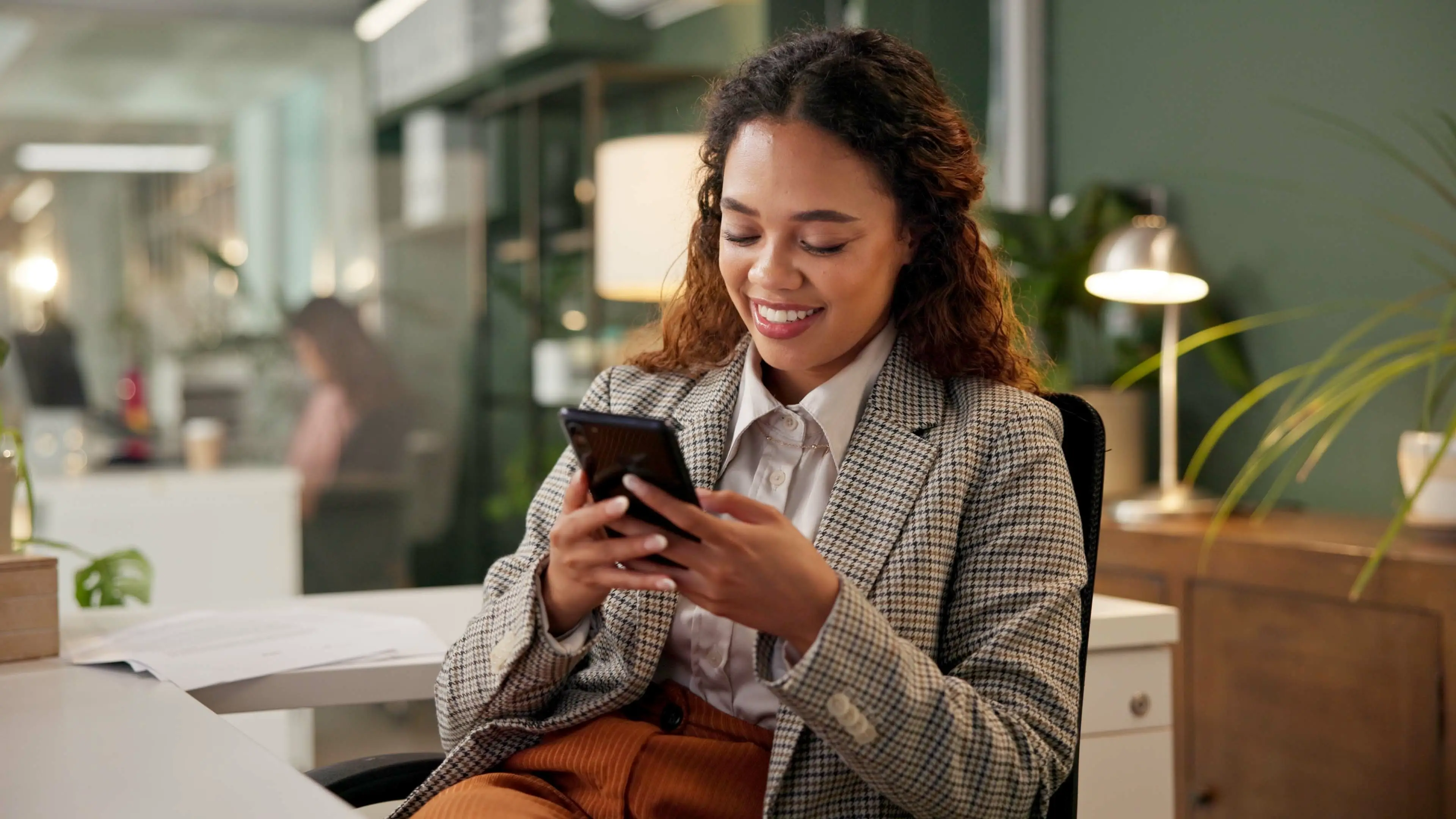 💬 Stay in Their Inbox, Stay on Their Mind